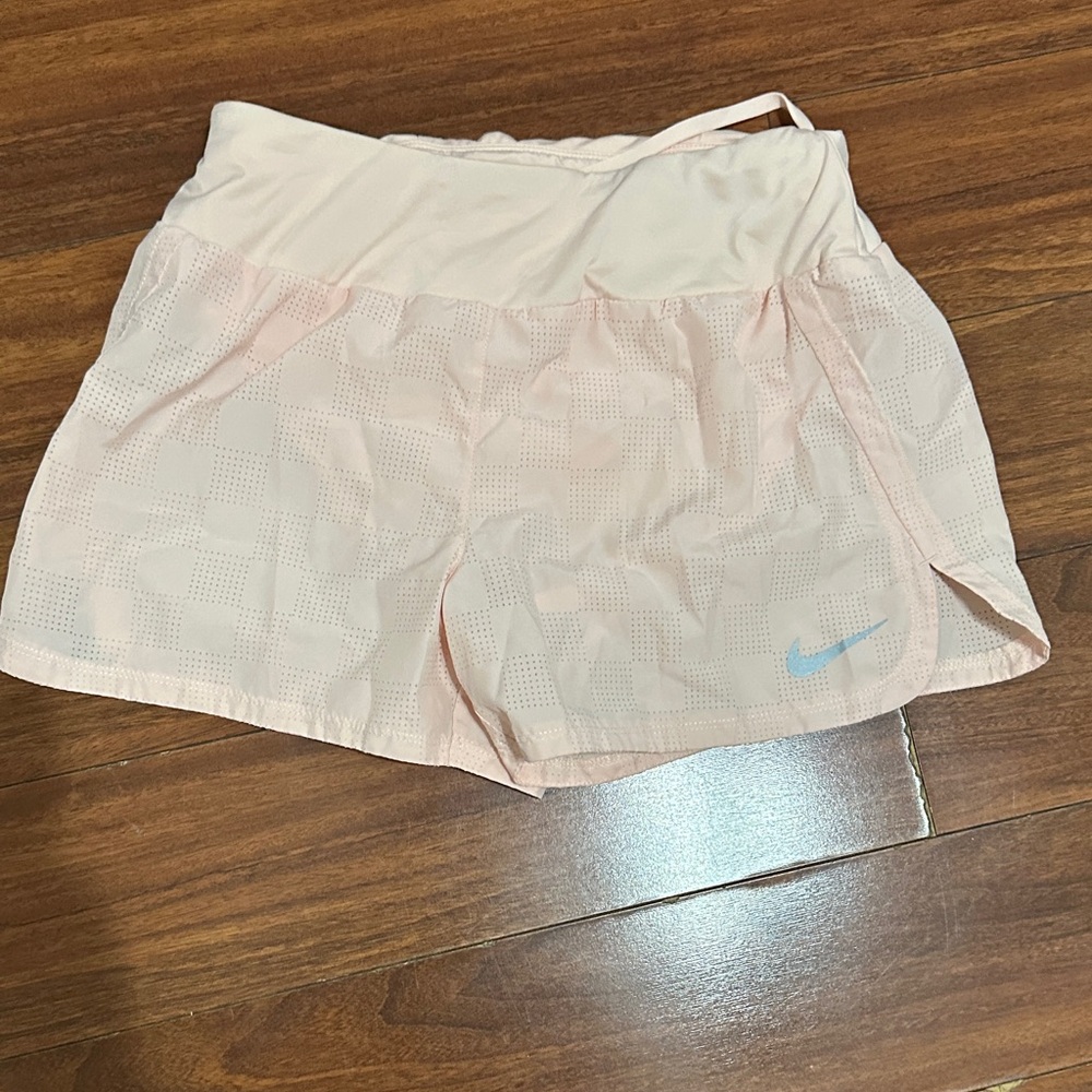 Nike Pink Athletic Shorts Lightweight Moisture-Wicking